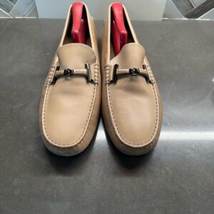 Tod's Beige Leather Loafers with Metal Accent